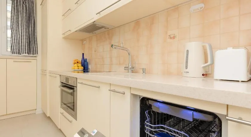Warsaw City Center Zurawia By Noclegi Renters 0*,  بولندا